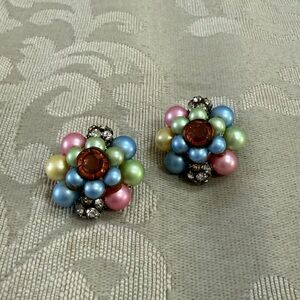 Vintage Clip On Earrings